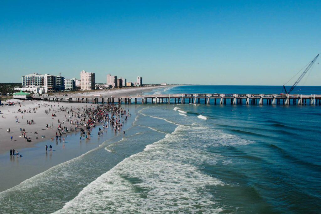 drone videographer in tampa overlooking the water