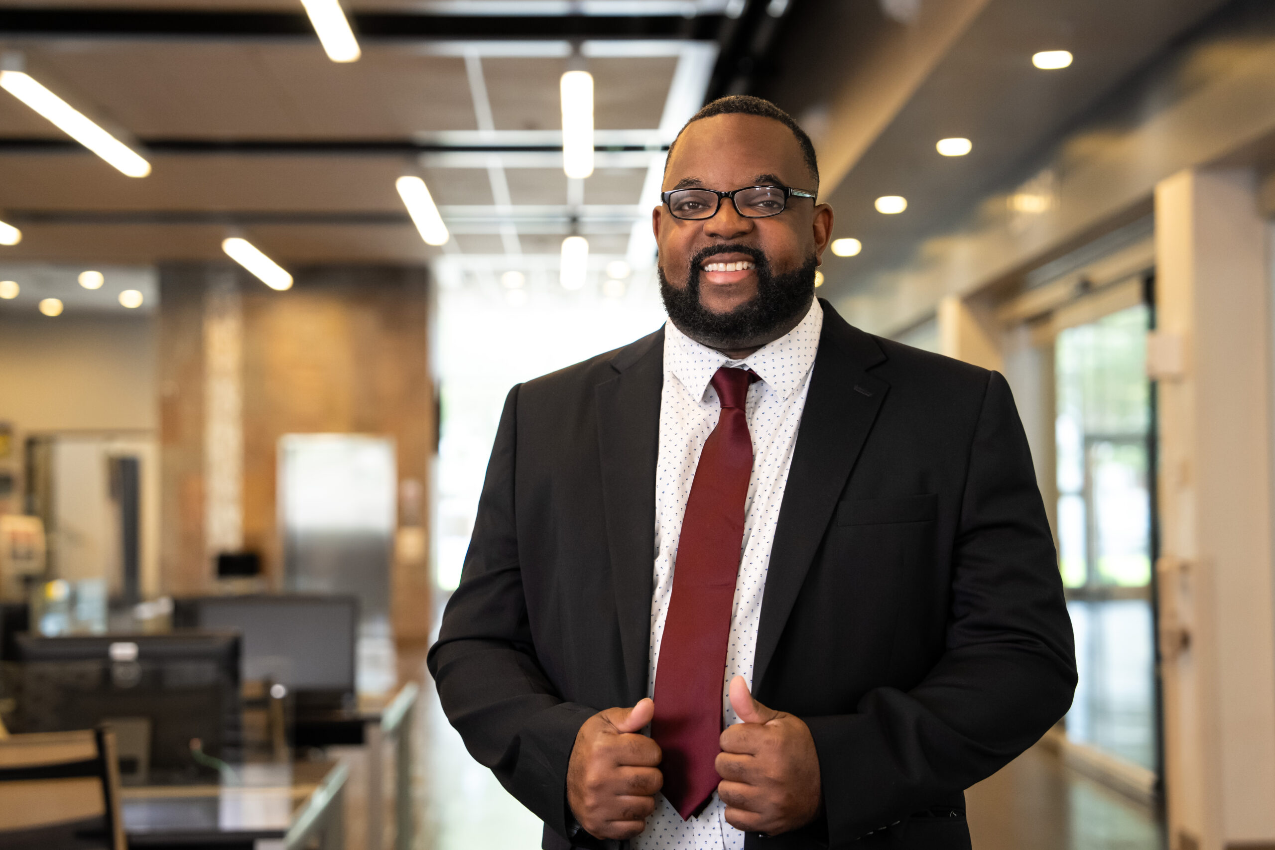 Contemporary headshot photography for corporate and creative professionals.