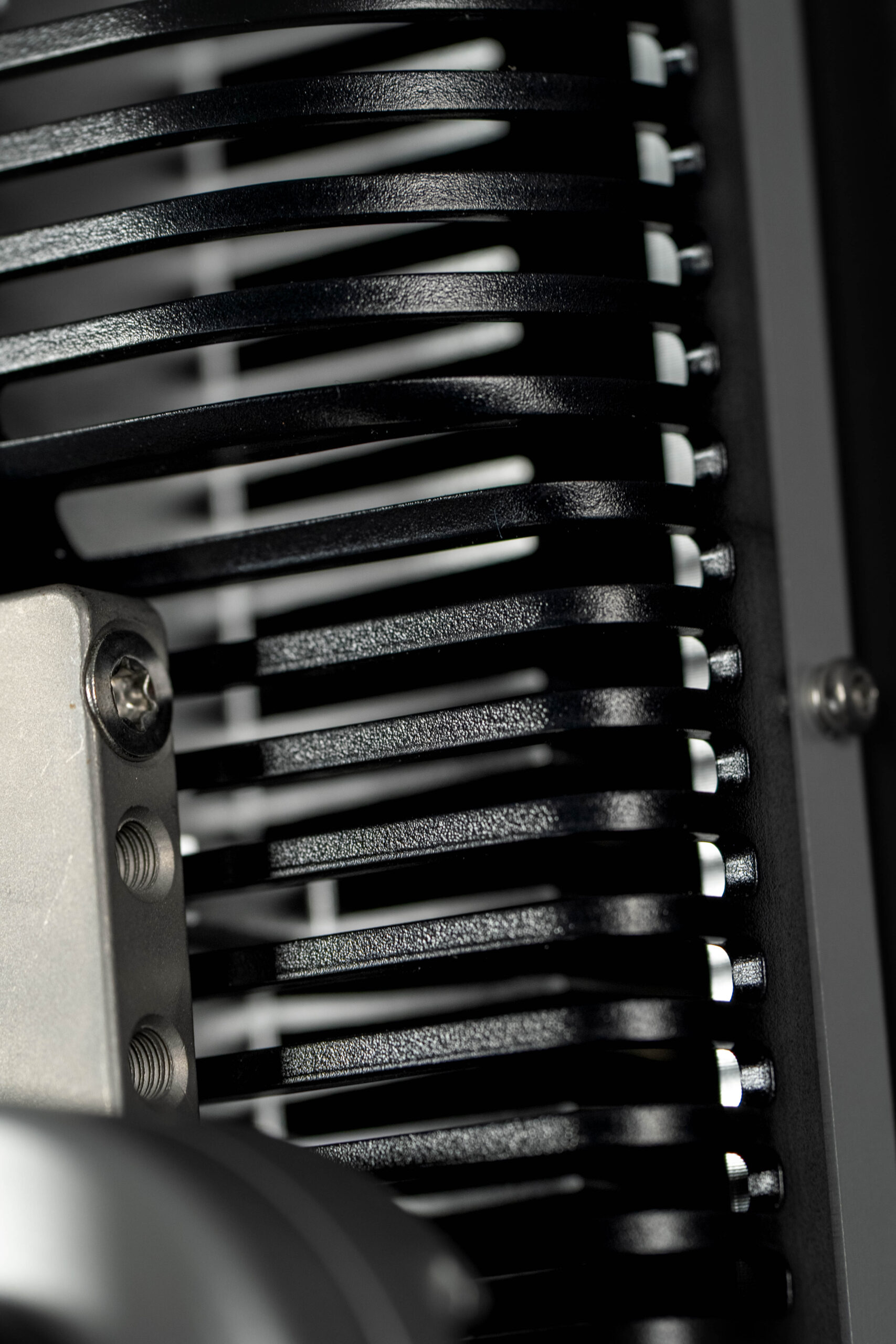 Vortex8 rigging hardware