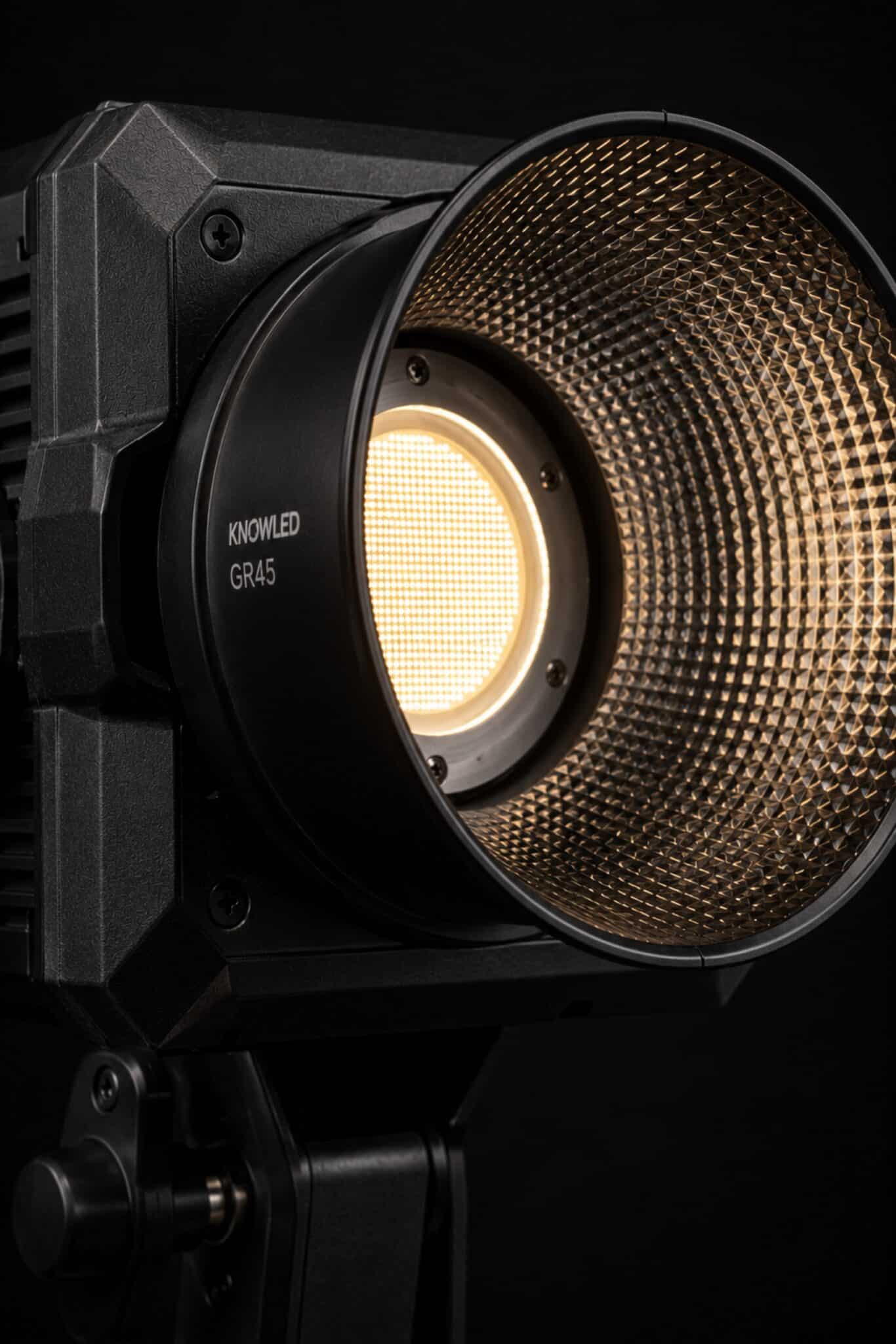 Godox 1200R cob detail